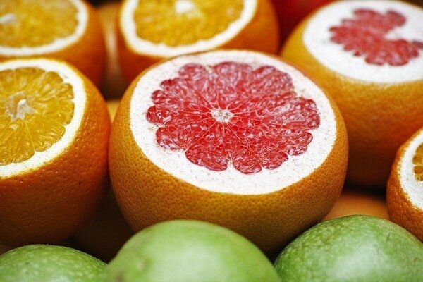 Beber medicamentos y jugo de naranja es igualmente peligroso (Foto: Pixabay.com).