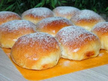 Bollos de queso exuberantes "como una pluma." receta favorita