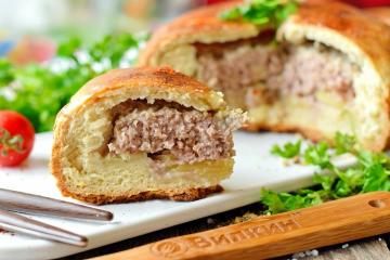 Pastel de carne picada y patatas al horno