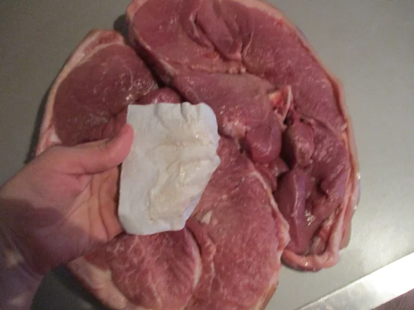 servilleta tinte no es visible, por lo que la carne no procesada