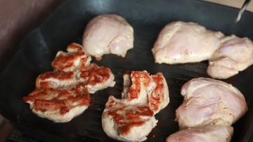 Lo delicioso para cocinar cualquier carne de pollo. receta muy sencilla