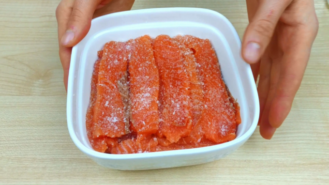 pescado rojo salado