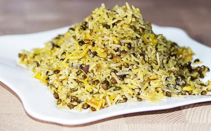 Madzhadra arroz con lentejas