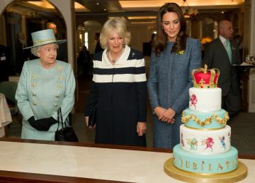 Veinticuatro pavos y menú Corgi: Chef Elizabeth II habló de la cena de Navidad en el palacio