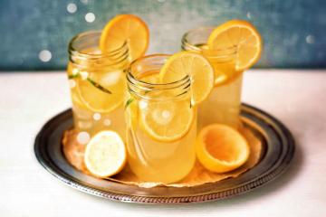 Limonada casera de limones