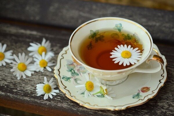 El té de manzanilla es bueno para el estómago y los nervios (Foto: Pixabay.com).
