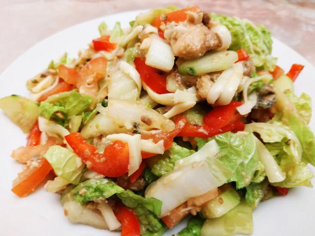 ensalada sin mayonesa, ensalada con salmón rosado, ensalada con col china