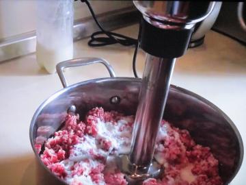 Cómo cocinar una salchicha sabrosa doctorado (base de la tecnología de cocción)