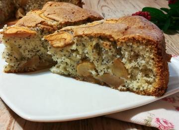 Super rápido y tarta presupuestaria para el té - pastel de manzana con semillas de amapola y manzanas