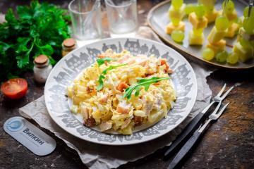 Ensalada de piña y pechuga de pollo